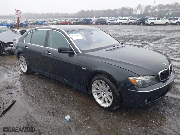 2006 BMW 7 Series 750Li with VIN WBAHN835X6DT31094, listed as a IAAI auction lot 38911491 with 141,580 mi miles. Bid and sale history available at carsss.com. Image 1.