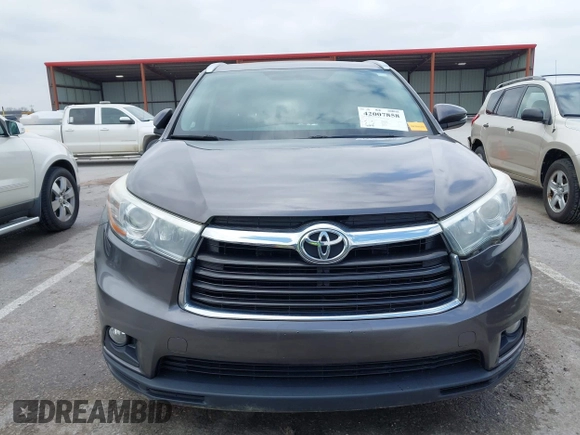 2016 Toyota Highlander XLE z VIN 5TDJKRFH6GS307941, wystawiony jako IAAI lot #42007858 z przebiegiem 70 272 mil mil oraz . Historia ofert i sprzedaży dostępna na DreamBid. Obrazek 12.