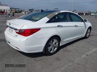 2013 Hyundai Sonata Limited with VIN 5NPEC4AC3DH585887, listed as a IAAI auction lot 42046976 with 126,675 mi miles and . Bid and sale history available at carsss.com. Image 4.