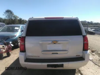 2015 Chevrolet Suburban LT with VIN 1GNSKJKC2FR193702, listed as a IAAI auction lot 40571845 with 1 mi miles. Bid and sale history available at carsss.com. Image 15.