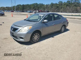 2014 Nissan Versa SV with VIN 3N1CN7AP4EL835230, listed as a Copart auction lot 49030075 with 189,146 mi miles and Salvage Title. Bid and sale history available at DreamBid. Image 1.