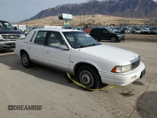 1994 Chrysler LeBaron z VIN 3C3AA563XRT225465, wystawiony jako Copart lot #78666144 z przebiegiem 87 254 mil mil oraz Tytuł czysty. Historia ofert i sprzedaży dostępna na DreamBid. Obrazek 4.