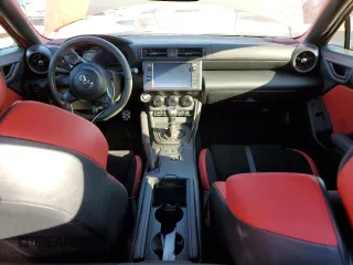 2024 Toyota GR86 TRUENO Edition with VIN JF1ZNBM1XR9750365, listed as a Copart auction lot 42285655 with 2,831 mi miles and Salvage Title. Bid and sale history available at carsss.com. Image 8.