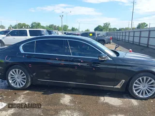 2017 BMW 7 Series 740i with VIN WBA7E2C5XHG739508, listed as a IAAI auction lot 42226064 with 70,333 mi miles and . Bid and sale history available at DreamBid. Image 14.