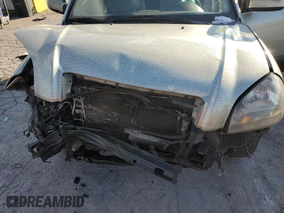 2006 Hyundai Tucson GLS with VIN KM8JN12D56U393888, listed as a Copart auction lot 88468845 with 310,864 mi miles and Clean Title. Bid and sale history available at carsss.com. Image 13.