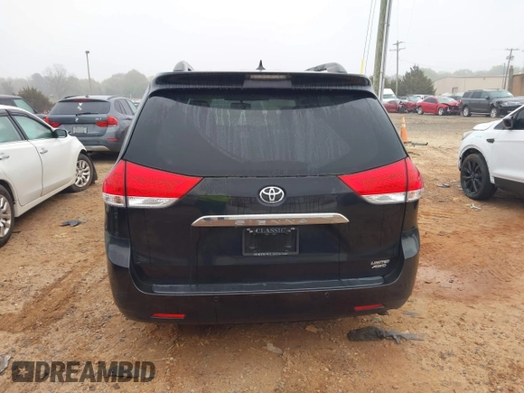2012 Toyota Sienna XLE with VIN 5TDDK3DC3CS030466, listed as a IAAI auction lot 41914368 with 174,512 mi miles. Bid and sale history available at carsss.com. Image 16.