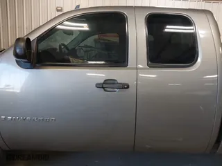 2009 Chevrolet Silverado 1500 LT with VIN 1GCEK29059Z253872, listed as a IAAI auction lot 41325279 with 45,495 mi miles. Bid and sale history available at carsss.com. Image 14.