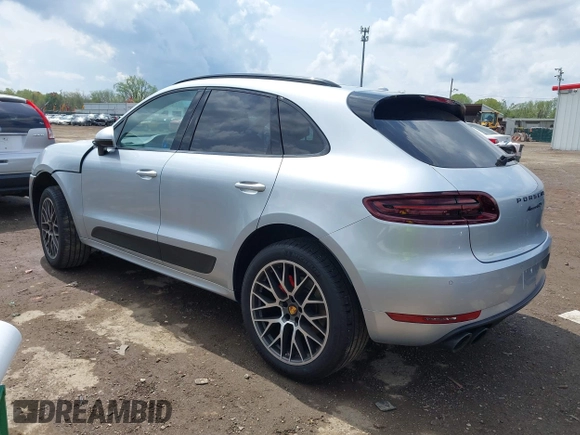2018 Porsche Macan GTS z VIN WP1AG2A59JLB62326, wystawiony jako IAAI lot #42176369 z przebiegiem 87 686 mil mil oraz . Historia ofert i sprzedaży dostępna na DreamBid. Obrazek 3.