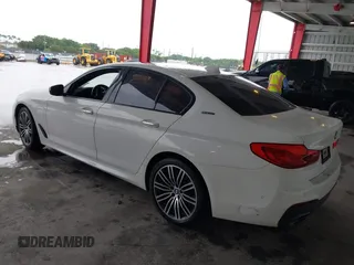 2018 BMW 5 Series 530e с VIN WBAJA9C57JB249475, выставлен на аукционе IAAI как лот 42232097 с пробегом 107 341 миль миль и . История ставок и продаж доступна на DreamBid. Изображение 3.