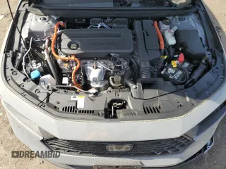 2024 Honda Accord Touring z VIN 1HGCY2F80RA079676, wystawiony jako Copart lot #53494695 z przebiegiem 23 378 mil mil oraz Szkoda całkowita • Salvage title. Historia ofert i sprzedaży dostępna na DreamBid. Obrazek 11.