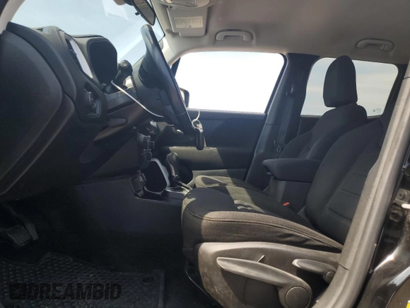 2020 Jeep Renegade Latitude with VIN ZACNJABB2LPL62415, listed as a Copart auction lot 55573955 with 37,003 mi miles and Clean Title. Bid and sale history available at carsss.com. Image 7.