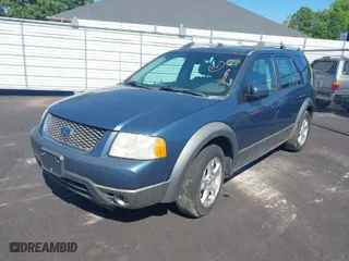 2005 Ford Freestyle SEL with VIN 1FMDK02105GA06621, listed as a IAAI auction lot 42008979 with 230,861 mi miles. Bid and sale history available at carsss.com. Image 2.