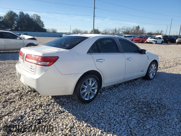 2011 Lincoln MKZ Hybrid with VIN 3LNDL2L31BR773410, listed as a Copart auction lot 88013355 with 145,563 mi miles and Salvage Title. Bid and sale history available at carsss.com. Image 3.