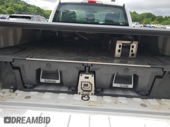 2023 Ford F-150 XL with VIN 1FTMF1C58PKE69431, listed as a Copart auction lot 63713925 with 73,636 mi miles and Clean title. Bid and sale history available at DreamBid. Image 10.