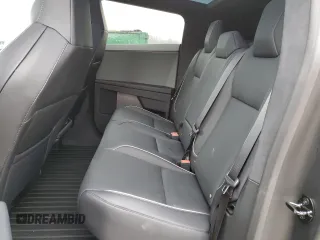 2024 Tesla Cybertruck z VIN 7G2CEHED0RA024655, wystawiony jako Copart lot #85044624 z przebiegiem 498 mil mil oraz Szkoda całkowita • Salvage title. Historia ofert i sprzedaży dostępna na DreamBid. Obrazek 10.