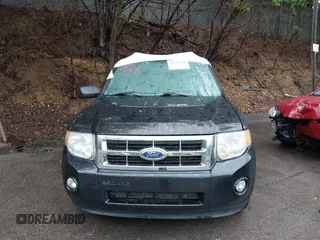 2011 Ford Escape XLT z VIN 1FMCU9DG1BKA73183, wystawiony jako IAAI lot #42313916 z przebiegiem 96 296 mil mil oraz . Historia ofert i sprzedaży dostępna na DreamBid. Obrazek 13.