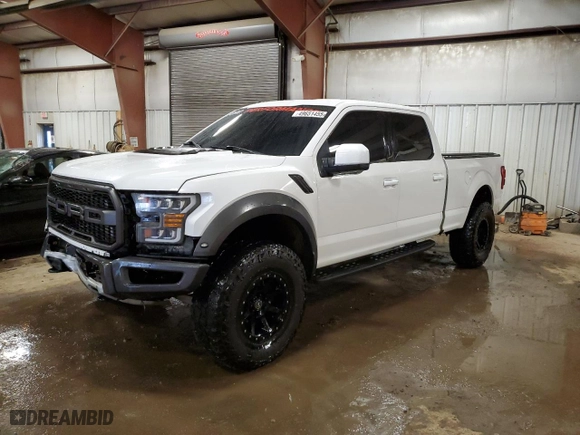 2015 Ford F-150 XLT w/HD Payload Pkg with VIN 1FTFW1EG2FFB49195, listed as a Copart auction lot 49651455 with 172,064 mi miles and Clean Title. Bid and sale history available at carsss.com. Image 1.