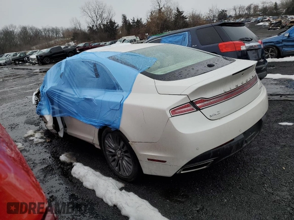 2013 Lincoln MKZ with VIN 3LN6L2G95DR805270, listed as a Copart auction lot 42072844 with Not Provided miles and Non Repairable. Bid and sale history available at DreamBid. Image 2.