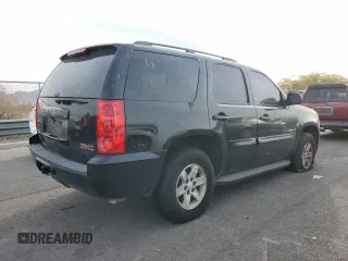 2008 GMC Yukon SLE w/3SA with VIN 1GKFC13C58J193818, listed as a Copart auction lot 84004714 with 158,121 mi miles and Salvage Title. Bid and sale history available at carsss.com. Image 3.