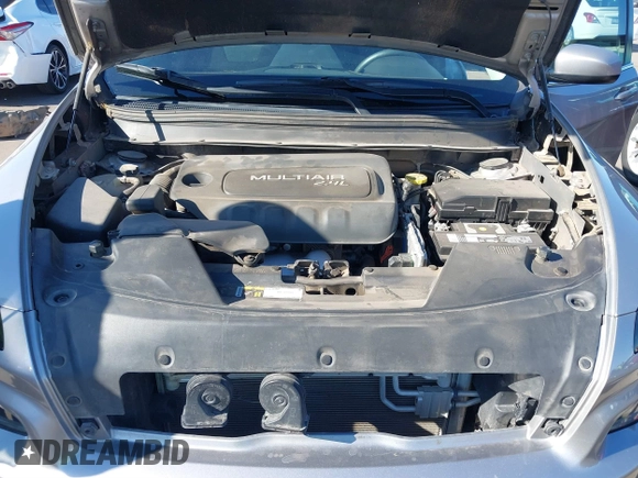 2018 Jeep Cherokee Latitude Tech Connect with VIN 1C4PJMCB7JD501896, listed as a IAAI auction lot 41872851 with 99,165 mi miles. Bid and sale history available at carsss.com. Image 10.