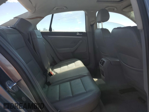 2006 Volkswagen Jetta 1.9L TDI with VIN 3VWST71K06M638552, listed as a Copart auction lot 55675875 with 255,095 mi miles and Salvage title. Bid and sale history available at DreamBid. Image 10.
