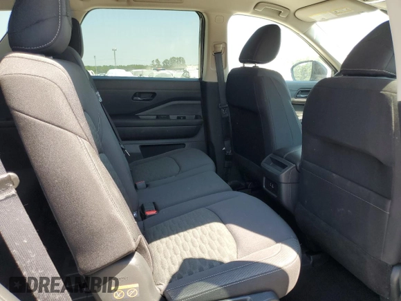 2024 Nissan Pathfinder S with VIN 5N1DR3AA9RC225749, listed as a Copart auction lot 68127344 with 12,636 mi miles and Clean title. Bid and sale history available at DreamBid. Image 11.