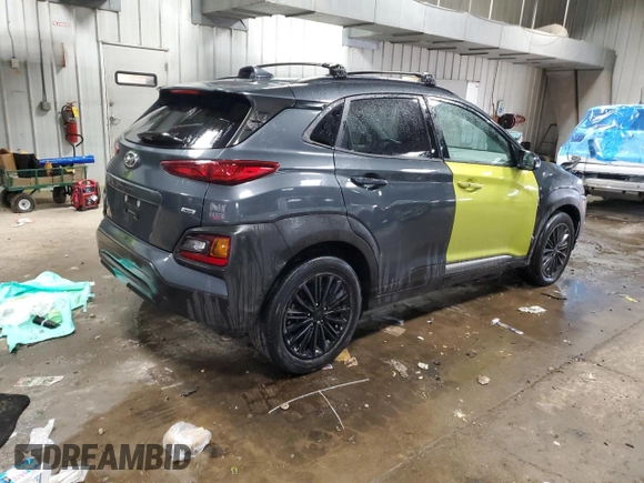 2021 Hyundai Kona SEL Plus with VIN KM8K6CAAXMU679382, listed as a Copart auction lot 44078385 with 67,720 mi miles and Clean Title. Bid and sale history available at carsss.com. Image 3.