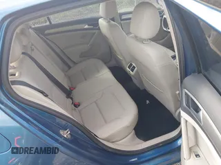 2017 Volkswagen Golf S z VIN 3VW217AUXHM061460, wystawiony jako IAAI lot #42218058 z przebiegiem 115 957 mil mil oraz . Historia ofert i sprzedaży dostępna na DreamBid. Obrazek 8.
