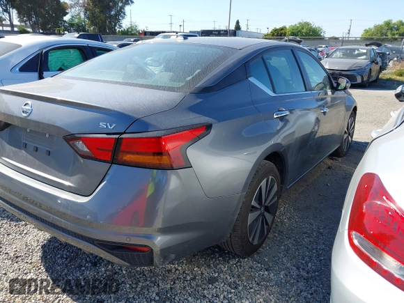 2022 Nissan Altima SV with VIN 1N4BL4DVXNN337482, listed as a IAAI auction lot 41803792 with 56,937 mi miles and . Bid and sale history available at carsss.com. Image 4.