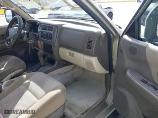 2002 Mitsubishi Montero Sport ES with VIN JA4LS21H82J008376, listed as a IAAI auction lot 41511687 with 136,759 mi miles. Bid and sale history available at carsss.com. Image 5.