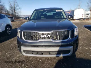 2024 Kia Telluride LX z VIN 5XYP24GC1RG553134, wystawiony jako Copart lot #43532105 z przebiegiem Nie podano mil oraz Szkoda całkowita • Salvage title. Historia ofert i sprzedaży dostępna na DreamBid. Obrazek 5.