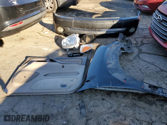 2005 Toyota Tundra Limited with VIN 5TBDT48175S488373, listed as a Copart auction lot 41514905 with 251,842 mi miles and Salvage title. Bid and sale history available at DreamBid. Image 12.