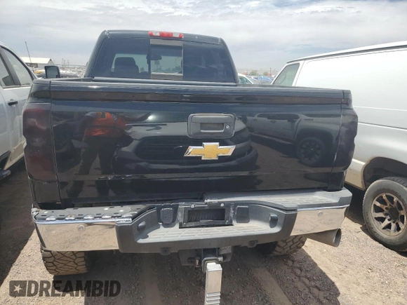 2014 Chevrolet Silverado 3500HD SRW LTZ z VIN 1GC4K1E88EF174192, wystawiony jako Copart lot #57530285 z przebiegiem 71 457 mil mil oraz Czysty tytuł • Clean title. Historia ofert i sprzedaży dostępna na DreamBid. Obrazek 6.
