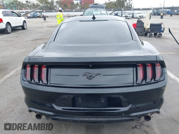 2021 Ford Mustang EcoBoost z VIN 1FA6P8TH7M5115490, wystawiony jako IAAI lot #42428724 z przebiegiem 47 417 mil mil oraz . Historia ofert i sprzedaży dostępna na DreamBid. Obrazek 16.