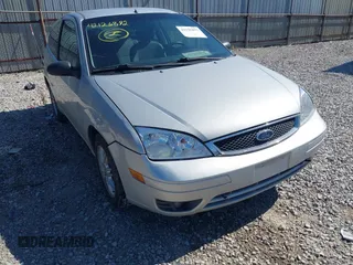 2005 Ford Focus S with VIN 3FAFP31N65R140634, listed as a IAAI auction lot 42126892 with 252,533 mi miles and . Bid and sale history available at carsss.com. Image 6.