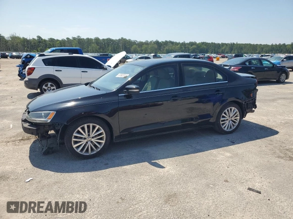 2011 Volkswagen Jetta SEL with VIN 3VWLX7AJ4BM038952, listed as a Copart auction lot 61902015 with 163,022 mi miles and Salvage title. Bid and sale history available at DreamBid. Image 1.