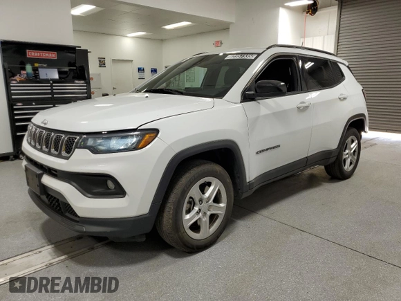 2023 Jeep Compass Latitude with VIN 3C4NJDBN4PT552925, listed as a Copart auction lot 62357335 with 45,924 mi miles and Clean title. Bid and sale history available at DreamBid. Image 1.