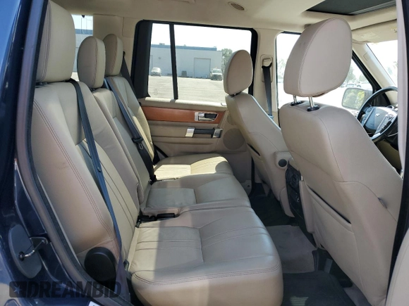 2011 Land Rover LR4 HSE z VIN SALAG2D44BA568329, wystawiony jako Copart lot #59052865 z przebiegiem 142 896 mil mil oraz Czysty tytuł • Clean title. Historia ofert i sprzedaży dostępna na DreamBid. Obrazek 11.