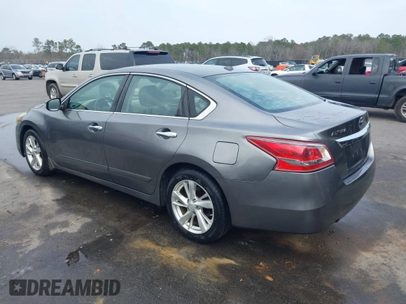 2015 Nissan Altima SL with VIN 1N4AL3AP2FN373339, listed as a IAAI auction lot 41506161 with 131,009 mi miles and . Bid and sale history available at DreamBid. Image 3.