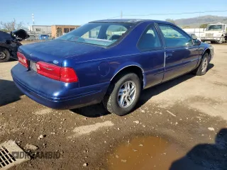 1997 Ford Thunderbird LX with VIN 1FALP6247VH129234, listed as a Copart auction lot 47096335 with 101,461 mi miles and Clean Title. Bid and sale history available at DreamBid. Image 3.