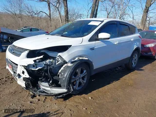 2015 Ford Escape SE with VIN 1FMCU0GX3FUC41519, listed as a IAAI auction lot 41452481 with 112,226 mi miles. Bid and sale history available at carsss.com. Image 17.