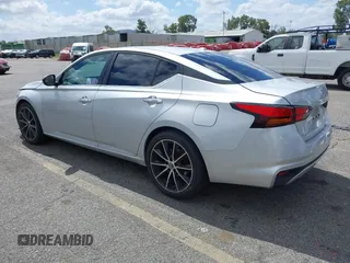 2019 Nissan Altima S z VIN 1N4BL4BVXKN313732, wystawiony jako IAAI lot #42249605 z przebiegiem 119 455 mil mil oraz . Historia ofert i sprzedaży dostępna na DreamBid. Obrazek 3.