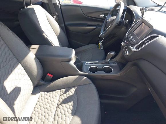 2020 Chevrolet Equinox LT with VIN 3GNAXTEV7LS720289, listed as a IAAI auction lot 41641550 with 135,353 mi miles. Bid and sale history available at carsss.com. Image 5.