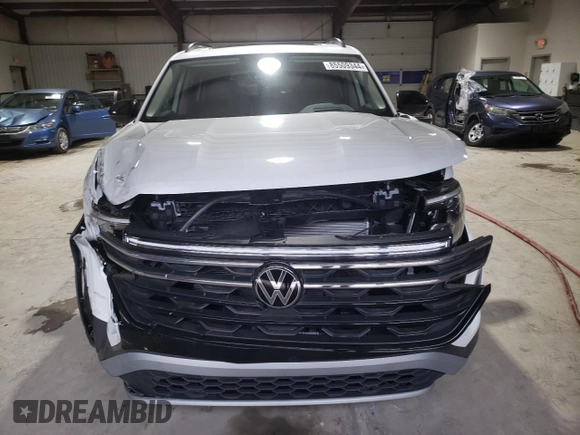 2024 Volkswagen Atlas Peak Edition SEL with VIN 1V2GR2CA7RC564002, listed as a Copart auction lot 85509344 with 111 mi miles and Salvage title. Bid and sale history available at DreamBid. Image 5.