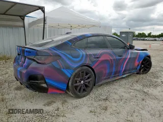 2022 BMW 4 Series M440i xDrive with VIN WBA13AW04NFM16353, listed as a Copart auction lot 61176795 with 39,619 mi miles and Salvage title. Bid and sale history available at DreamBid. Image 3.