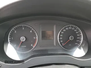 2013 Volkswagen Jetta Comfortline с VIN 3VWDL7AJ0DM247575, выставлен на аукционе Copart как лот 53722715 с пробегом 256 015 миль миль и Списание • Salvage title. История ставок и продаж доступна на DreamBid. Изображение 9.
