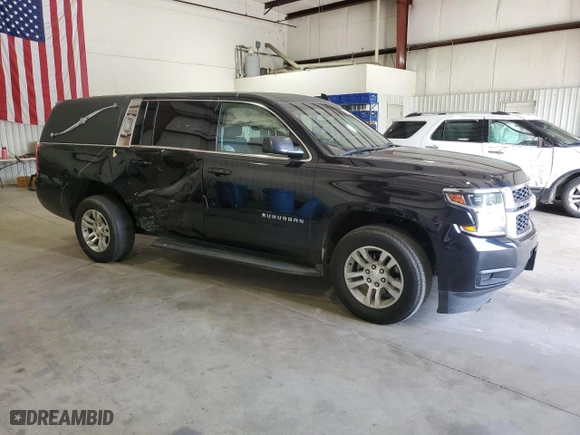 2018 Chevrolet Suburban LS with VIN 1GNSCGEC3JR140303, listed as a Copart auction lot 69944234 with 48,541 mi miles and Salvage Title. Bid and sale history available at carsss.com. Image 4.