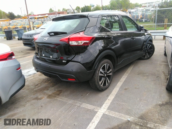 2020 Nissan Kicks SV z VIN 3N1CP5CV2LL491615, wystawiony jako IAAI lot #42011755 z przebiegiem 90 268 mil mil oraz . Historia ofert i sprzedaży dostępna na DreamBid. Obrazek 4.