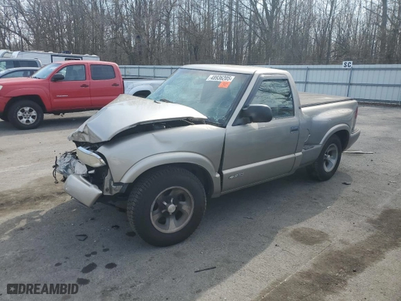 2000 Chevrolet S-10 LS with VIN 1GCCS14W9Y8130139, listed as a Copart auction lot 48936205 with 0 mi miles and Salvage Title. Bid and sale history available at carsss.com. Image 1.