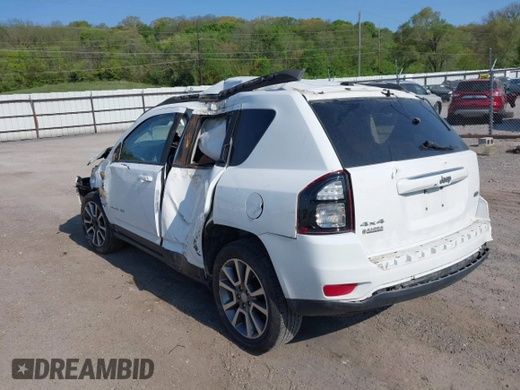 2016 Jeep Compass High Altitude z VIN 1C4NJDEB7GD657935, wystawiony jako IAAI lot #42216172 z przebiegiem 131 137 mil mil oraz . Historia ofert i sprzedaży dostępna na DreamBid. Obrazek 3.